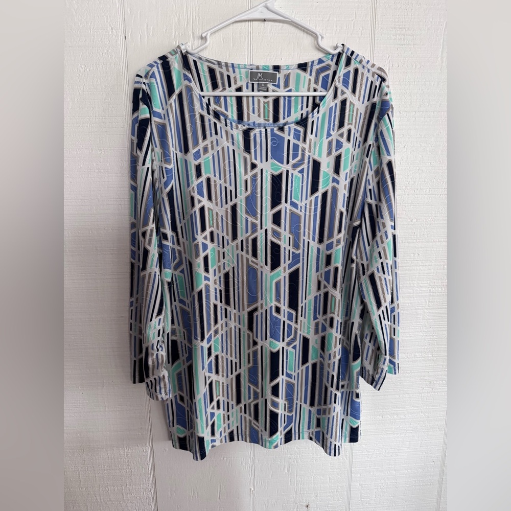 JM Collection size xl Blue and Green Geometric  Top